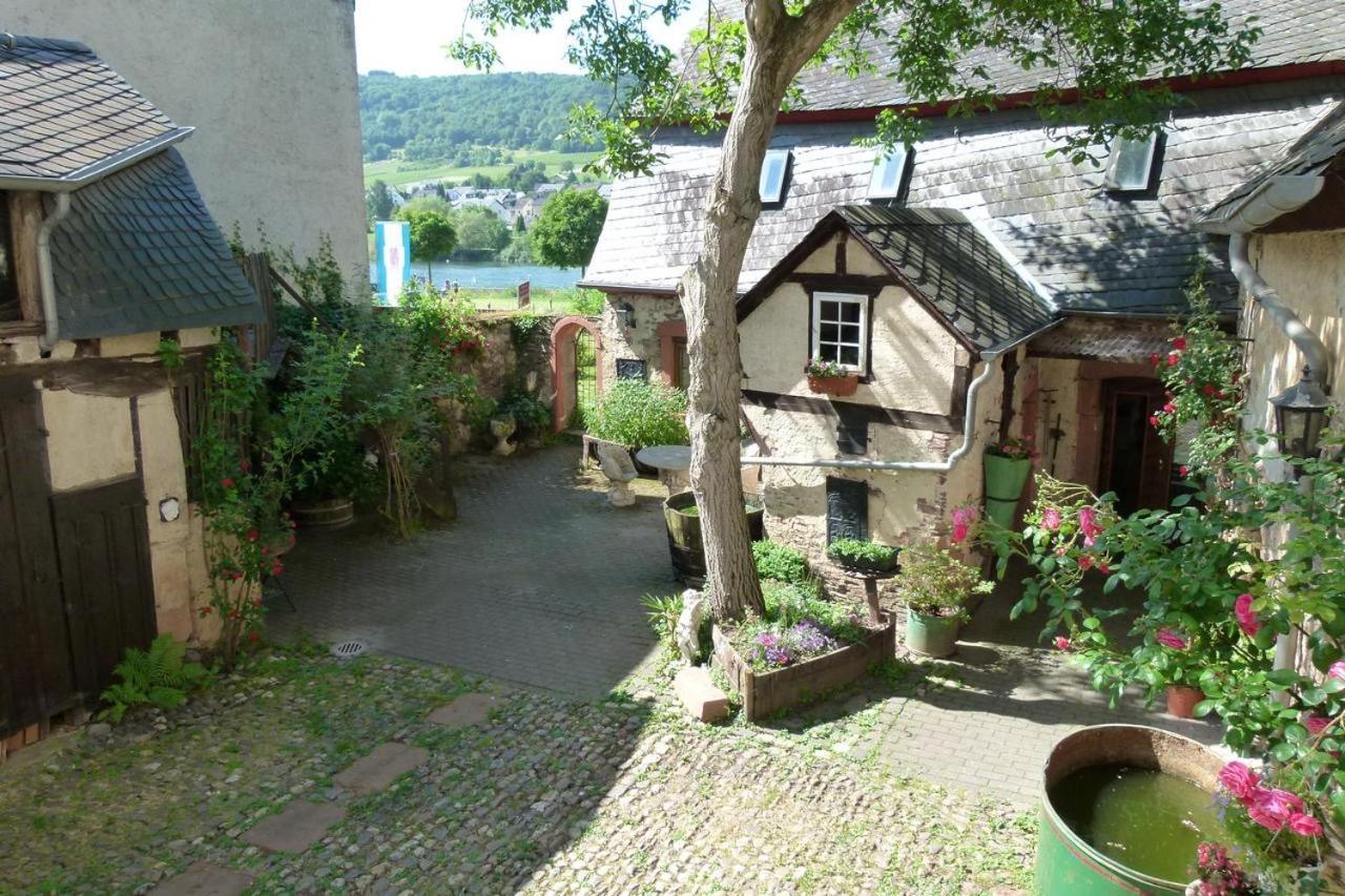 B&B Echternacher Hof Kinheim エクステリア 写真
